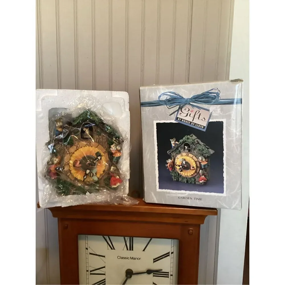 House Of Lloyd Cuckoo Clock Mouse House Music Box Vintage 90’s